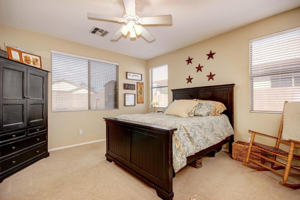 4190 E Seasons Cir, Gilbert, AZ 85297 photo 16