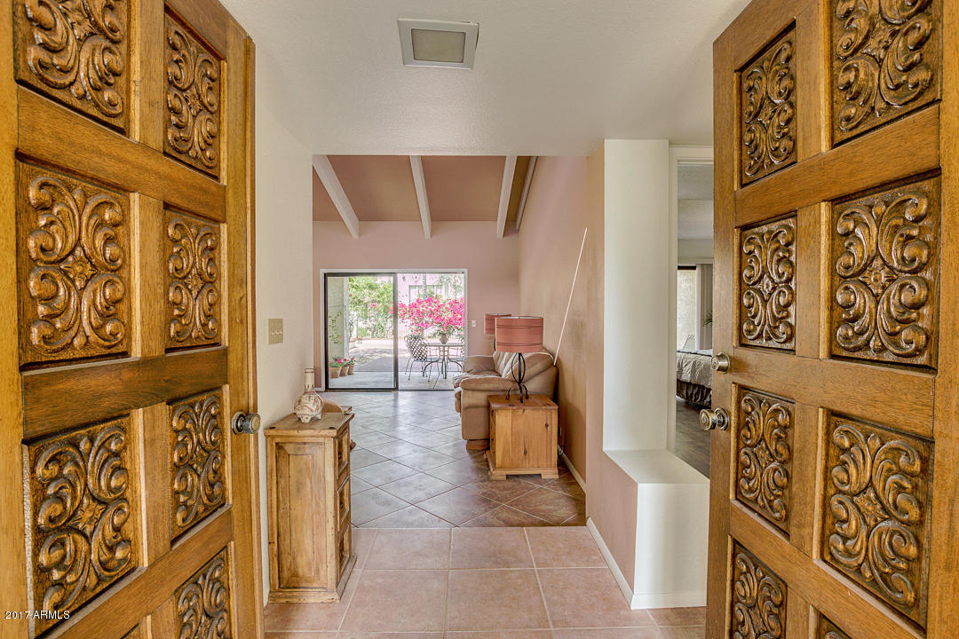 4714 E Winston Dr, Phoenix, AZ 85044 photo 4
