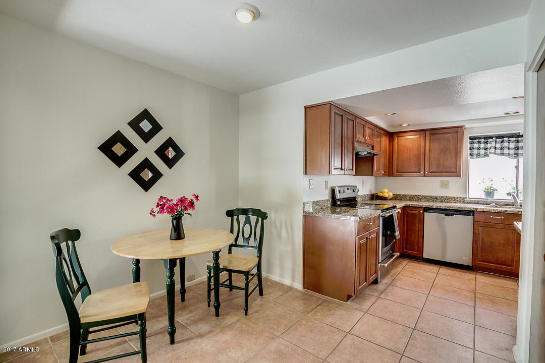 4714 E Winston Dr, Phoenix, AZ 85044 photo 8