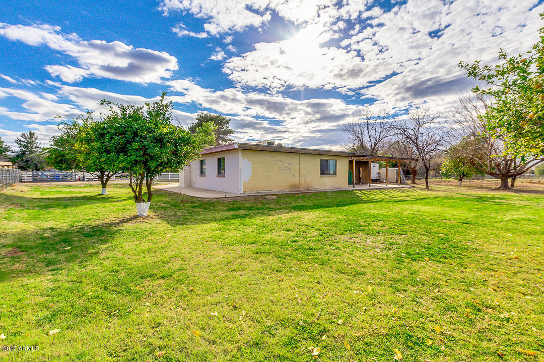 6401 S 39th Pl, Phoenix, AZ 85042 photo 4