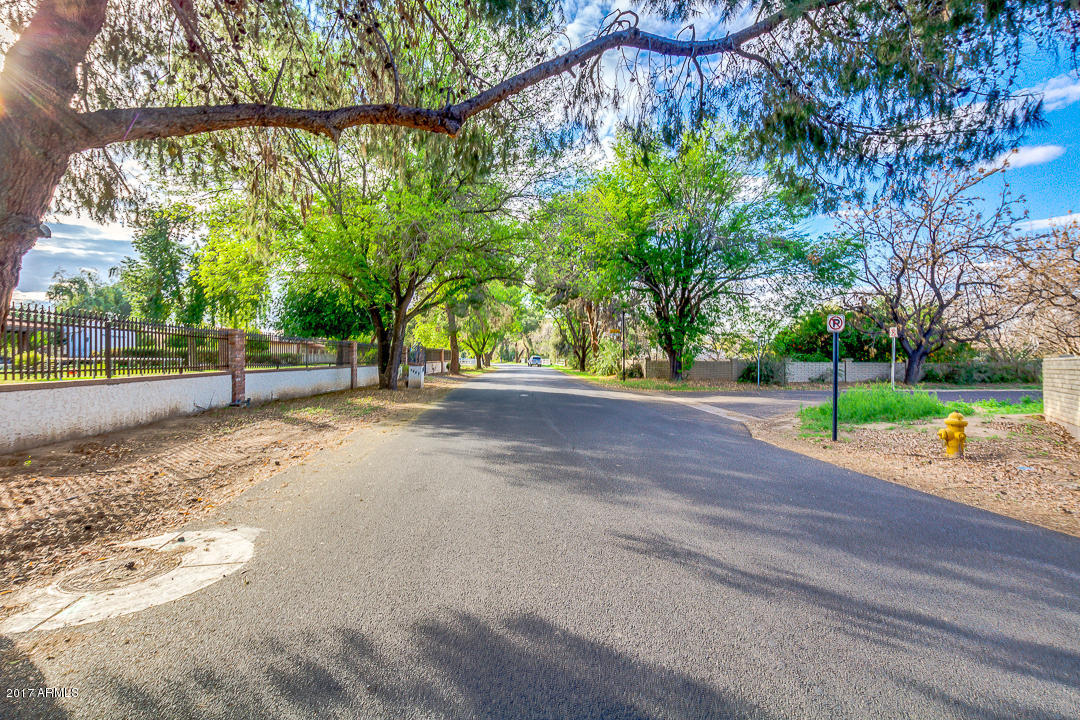 6401 S 39th Pl, Phoenix, AZ 85042 photo 7