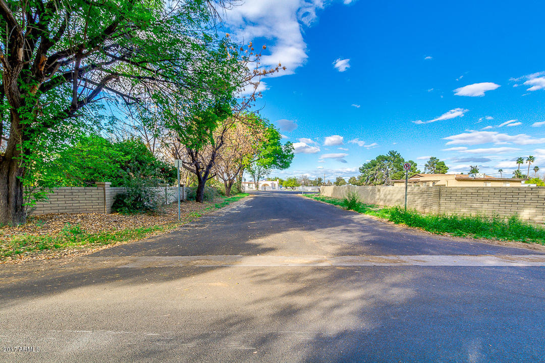 6401 S 39th Pl, Phoenix, AZ 85042 photo 10