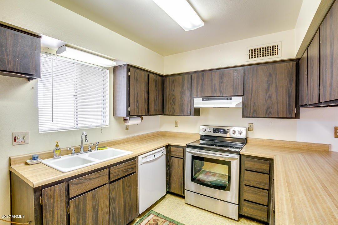6401 S 39th Pl, Phoenix, AZ 85042 photo 18