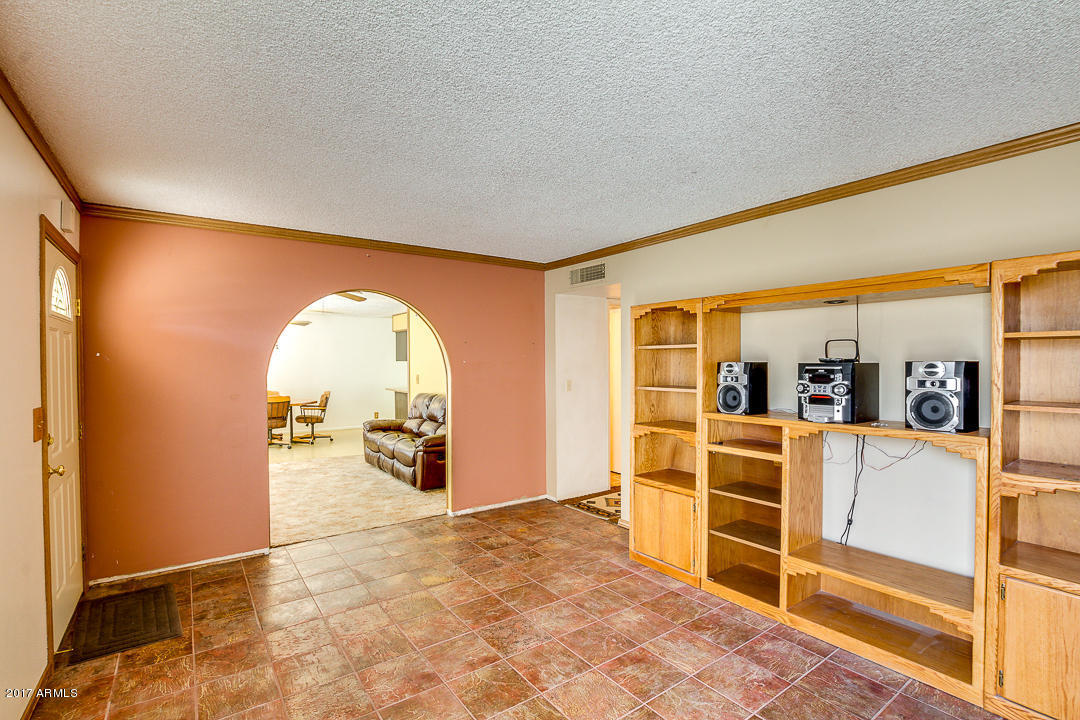 6401 S 39th Pl, Phoenix, AZ 85042 photo 12