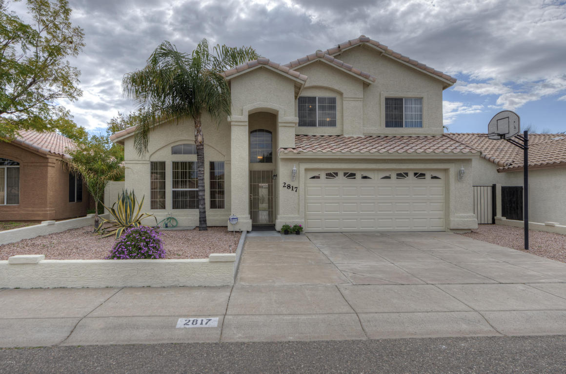 2817 E Hononegh Dr, Phoenix, AZ 85050 photo 1