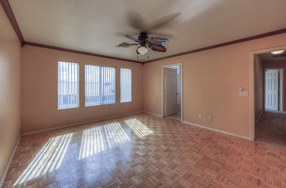 2817 E Hononegh Dr, Phoenix, AZ 85050 photo 9