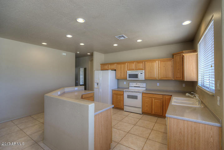 2112 E Maddock Rd, Phoenix, AZ 85086 photo 9