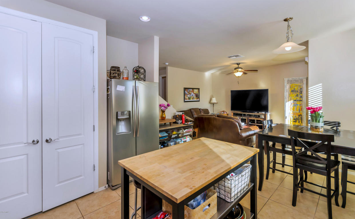 1428 E Branham Ln, Phoenix, AZ 85042 photo 23