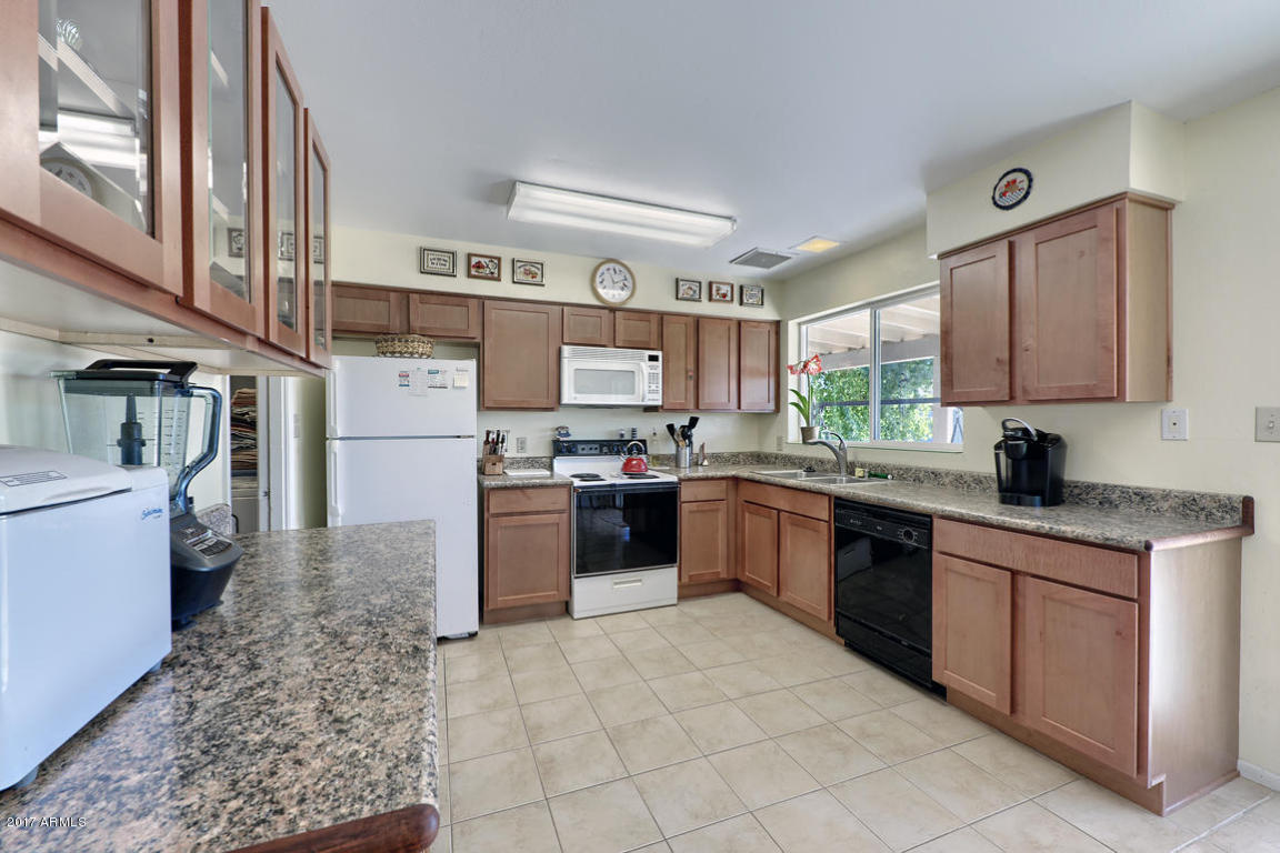 2815 W Libby St, Phoenix, AZ 85053 photo 12