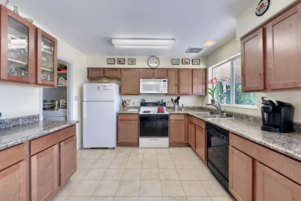 2815 W Libby St, Phoenix, AZ 85053 photo 16
