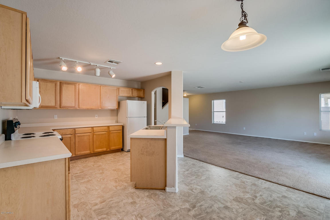 349 S 16th Pl, Coolidge, AZ 85128 photo 8