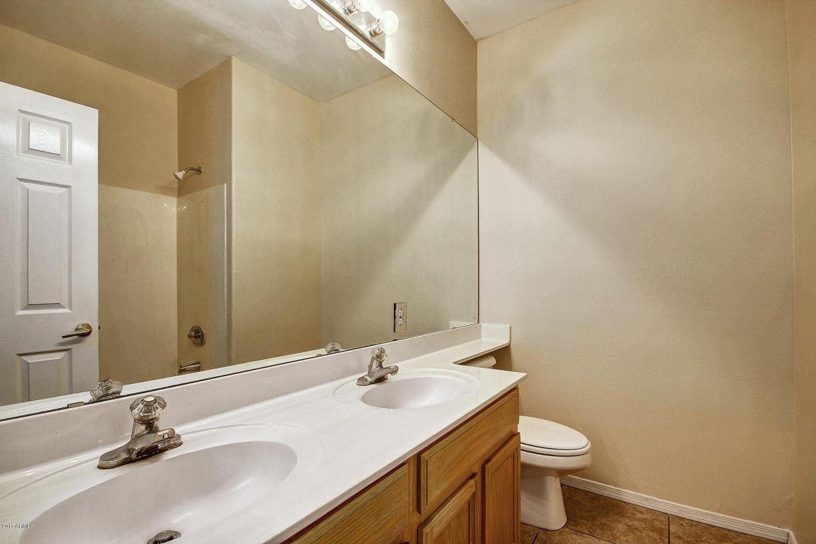 1307 E Linda Ln, Gilbert, AZ 85234 photo 6