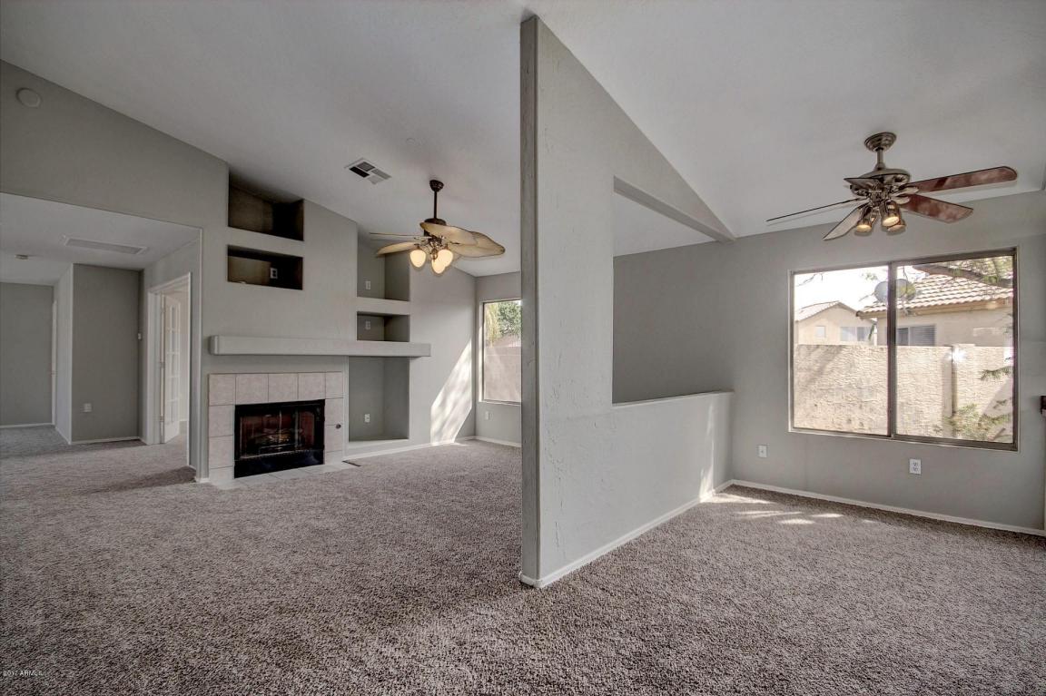 369 N Abalone Dr, Gilbert, AZ 85233 photo 6