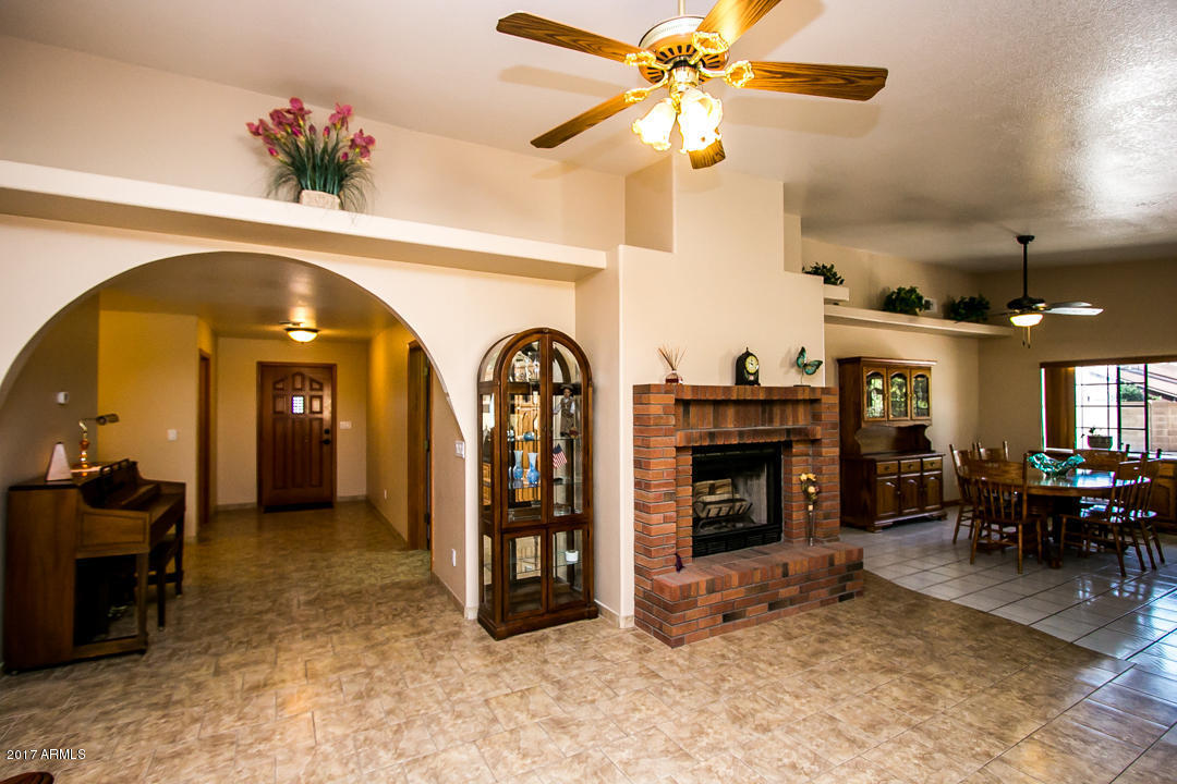 8060 E Casper St, Mesa, AZ 85207 photo 3