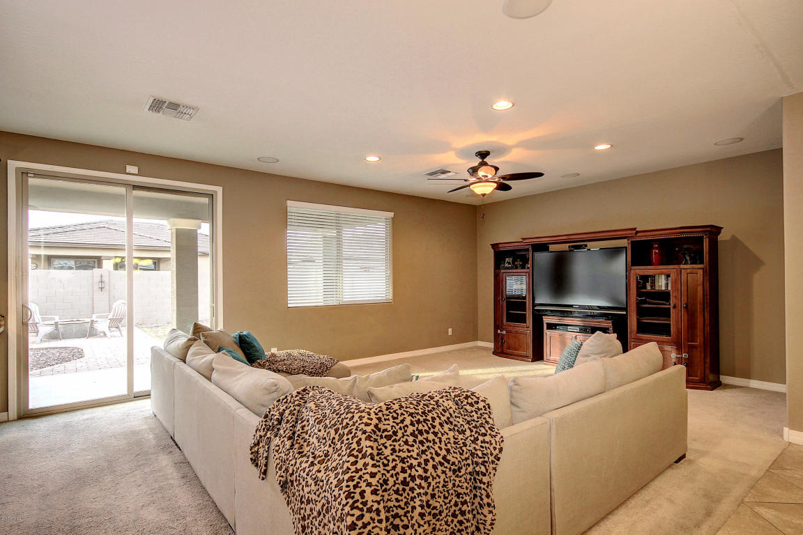 1899 E Merlot St, Gilbert, AZ 85298 photo 12