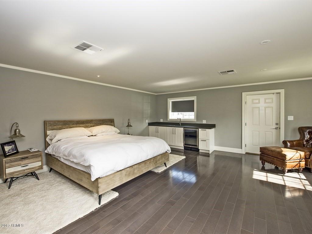 3924 E Montecito Ave, Phoenix, AZ 85018 photo 11