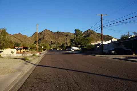 1509 E Cinnabar Ave, Phoenix, AZ 85020