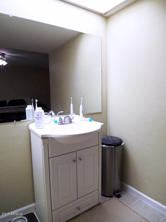 2325 E Cactus Rd, Phoenix, AZ 85022 photo 13