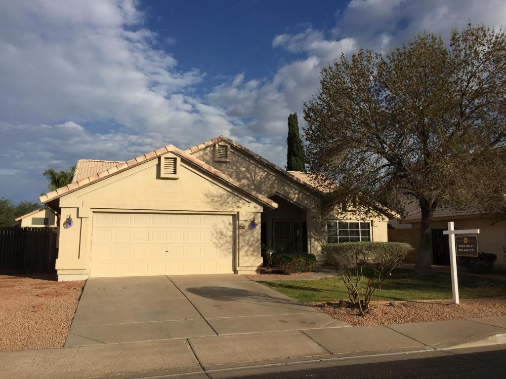 4026 Encinas Ave, Gilbert, AZ 85234 photo 1