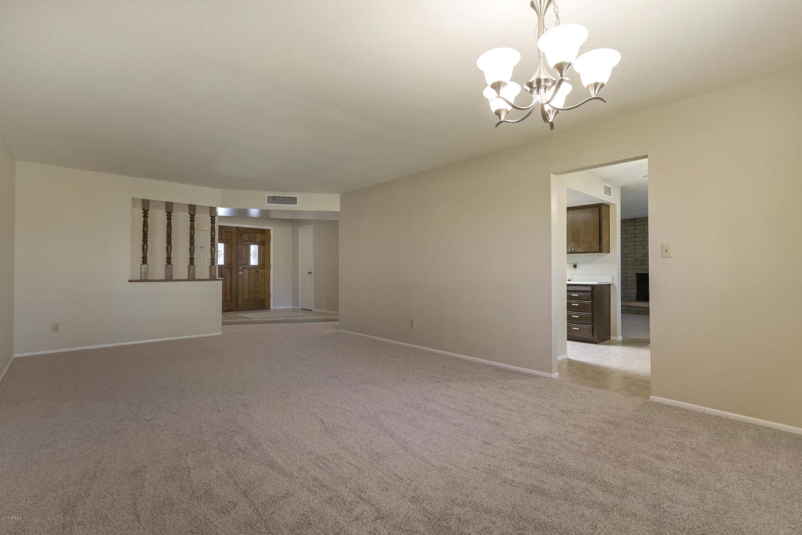 2426 E Geneva Dr, Tempe, AZ 85282 photo 3