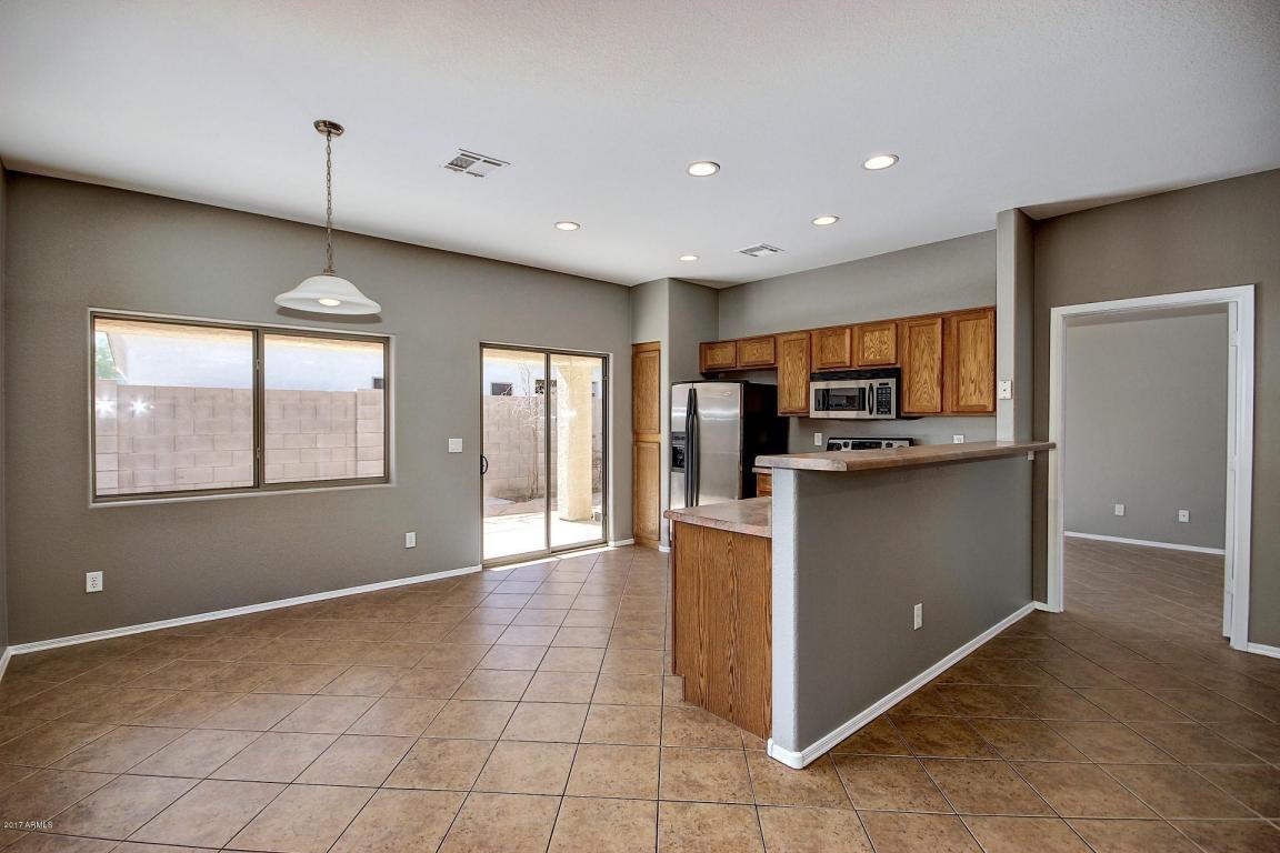 2605 E Pecan Rd, Phoenix, AZ 85040 photo 6