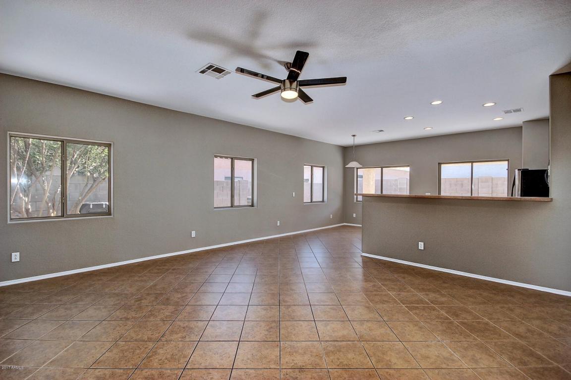 2605 E Pecan Rd, Phoenix, AZ 85040 photo 9