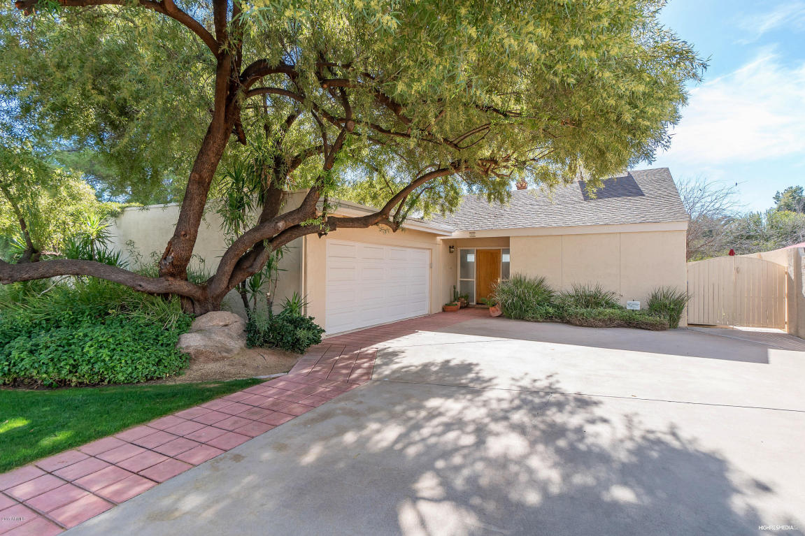 707 E Kaler Dr, Phoenix, AZ 85020 photo 1