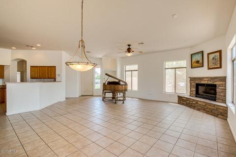 2202 E Branham Ln, Phoenix, AZ 85042 photo 6
