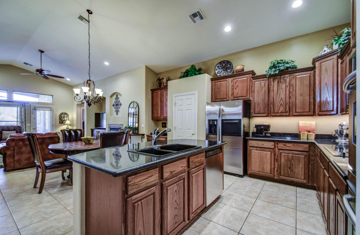 3562 E Geronimo Ct, Gilbert, AZ 85295 photo 10