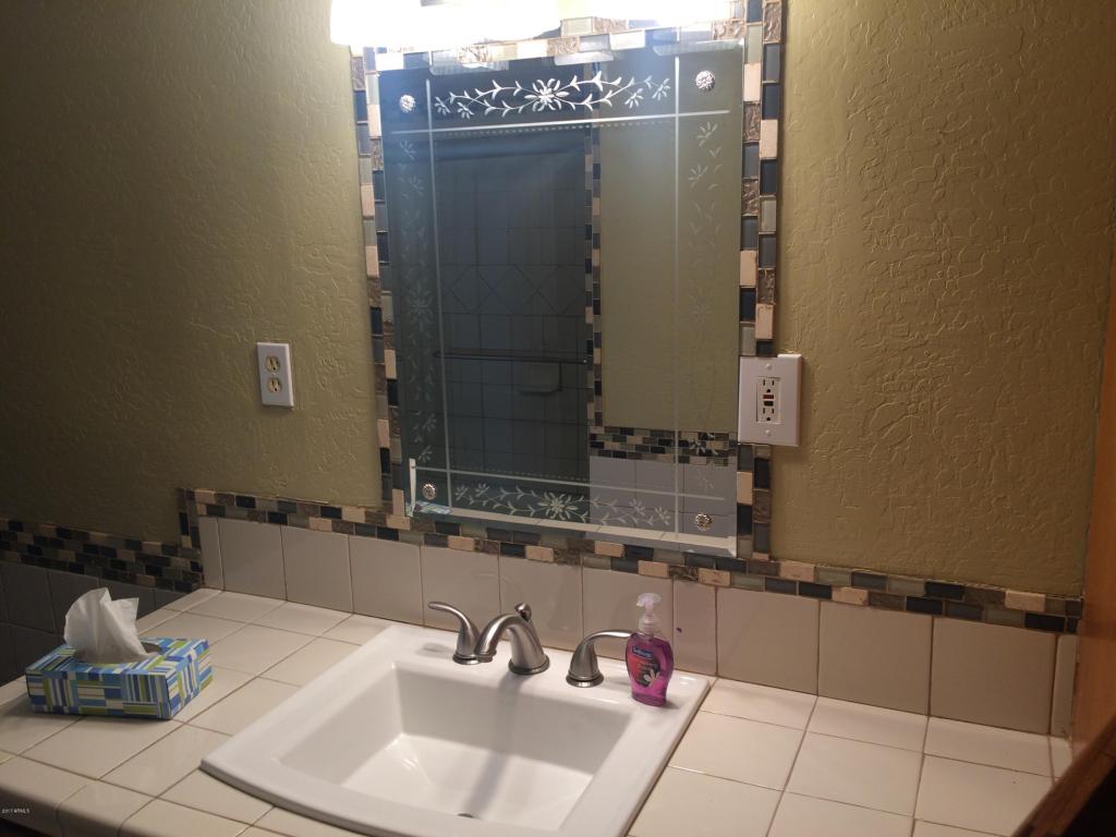3361 N 76th Ave, Phoenix, AZ 85033 photo 10