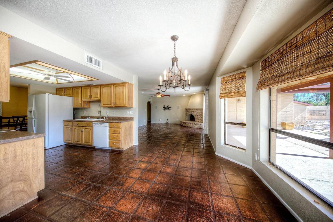 325 E Beck Ln, Phoenix, AZ 85022 photo 11