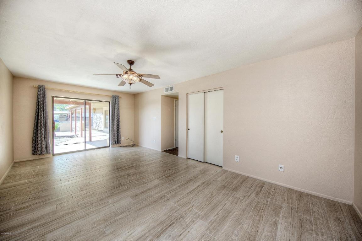 325 E Beck Ln, Phoenix, AZ 85022 photo 21