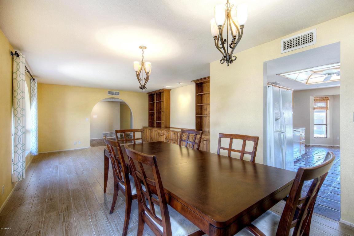 325 E Beck Ln, Phoenix, AZ 85022 photo 7