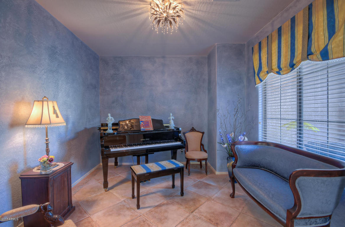 2569 W Kit Carson Trl, Phoenix, AZ 85086 photo 8