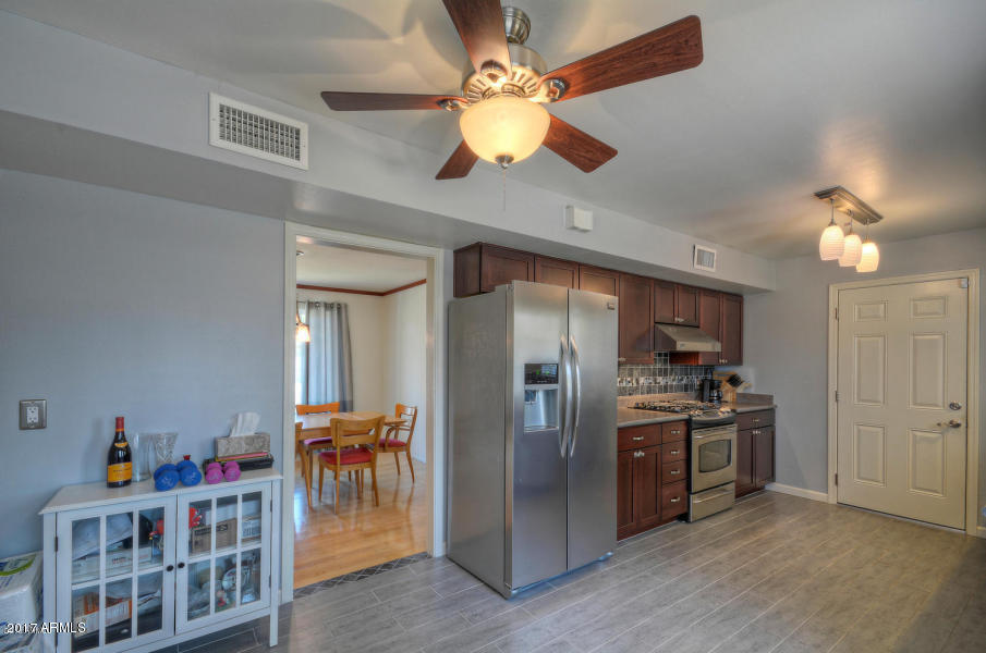 301 E Rovey Ave, Phoenix, AZ 85012 photo 11