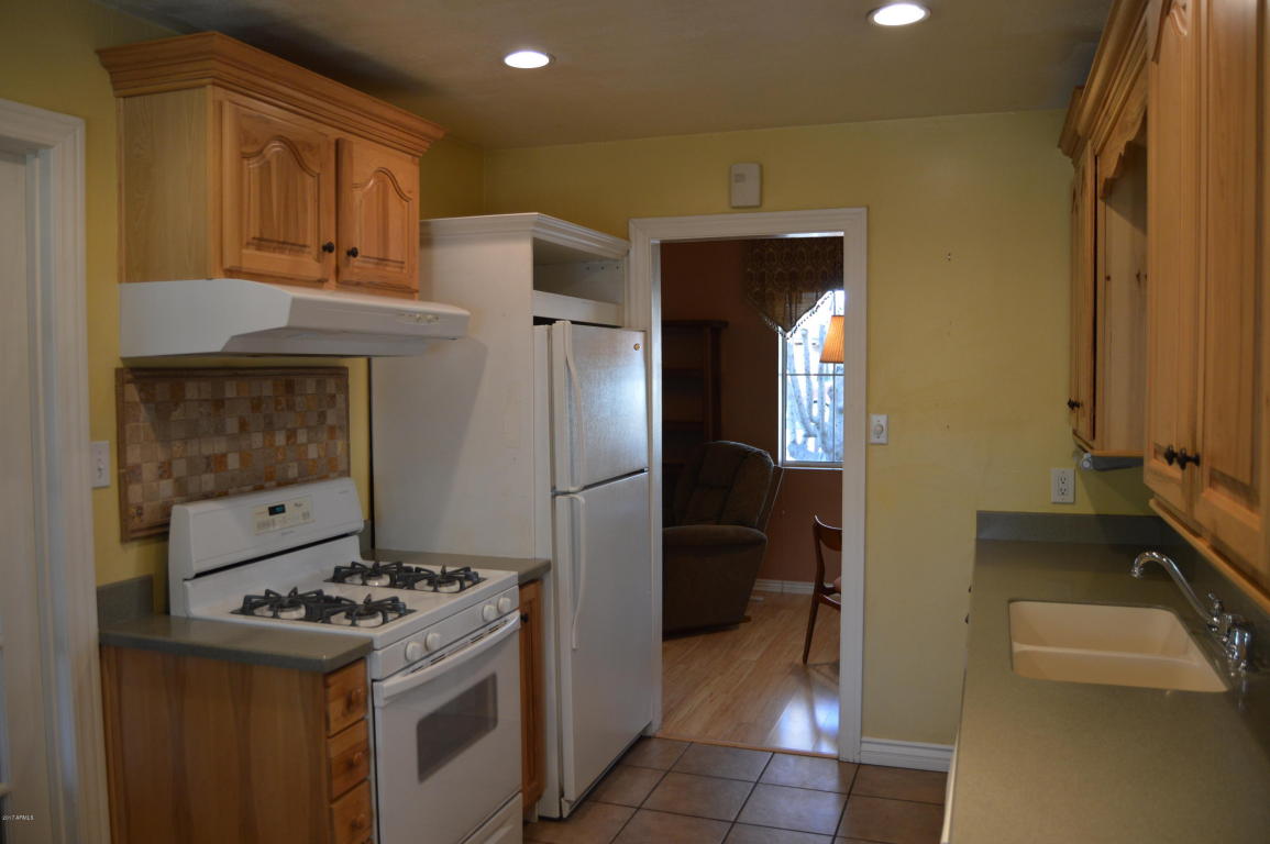 5716 N 11th Pl, Phoenix, AZ 85014 photo 3