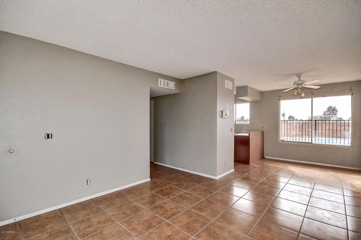 910 N Sonora St, Coolidge, AZ 85128 photo 5