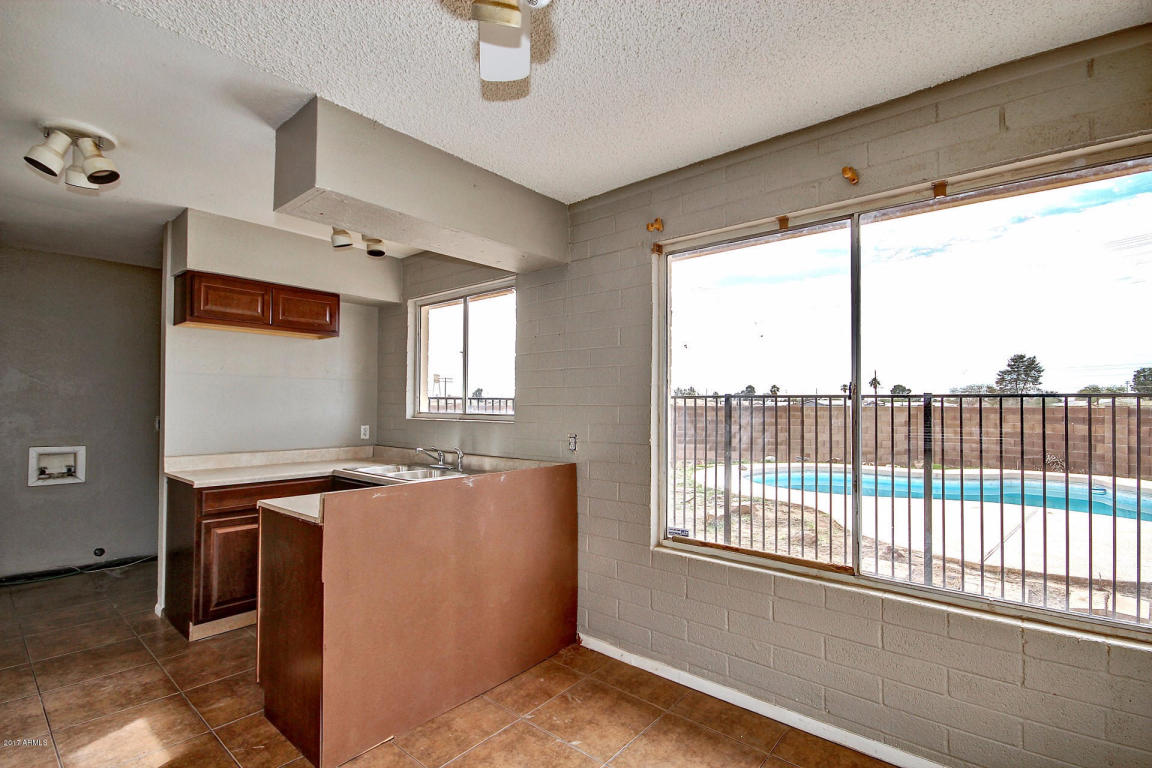 910 N Sonora St, Coolidge, AZ 85128 photo 8