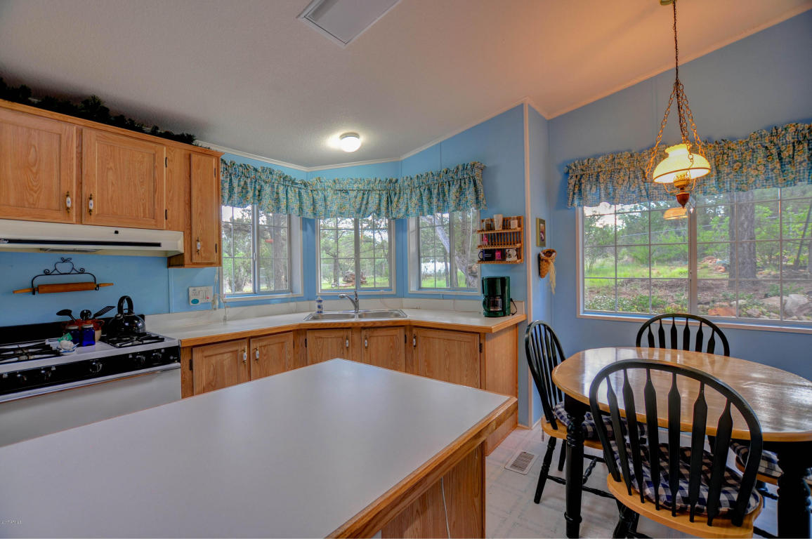 3009 Aspen Rd, Overgaard, AZ 85933 photo 10
