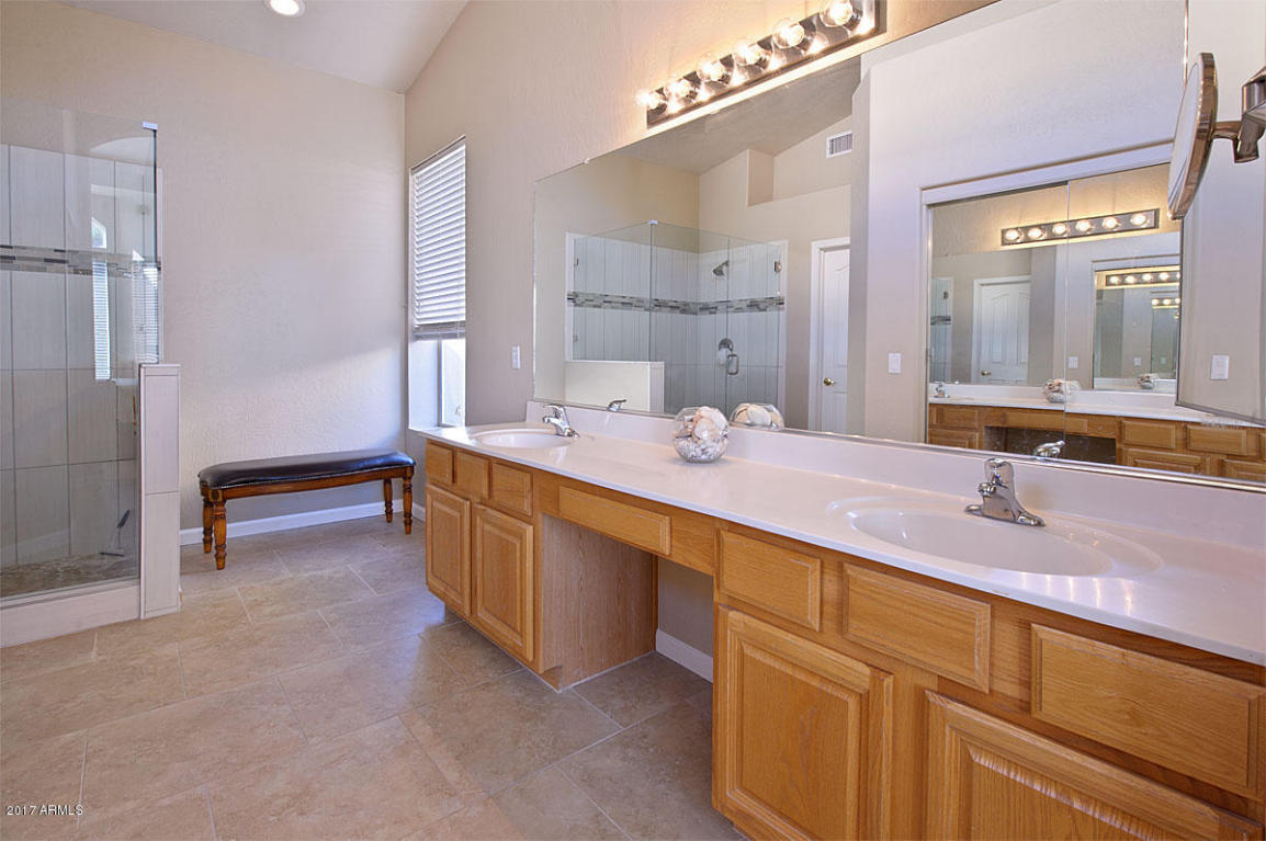 15831 S 7th Dr, Phoenix, AZ 85045 photo 13
