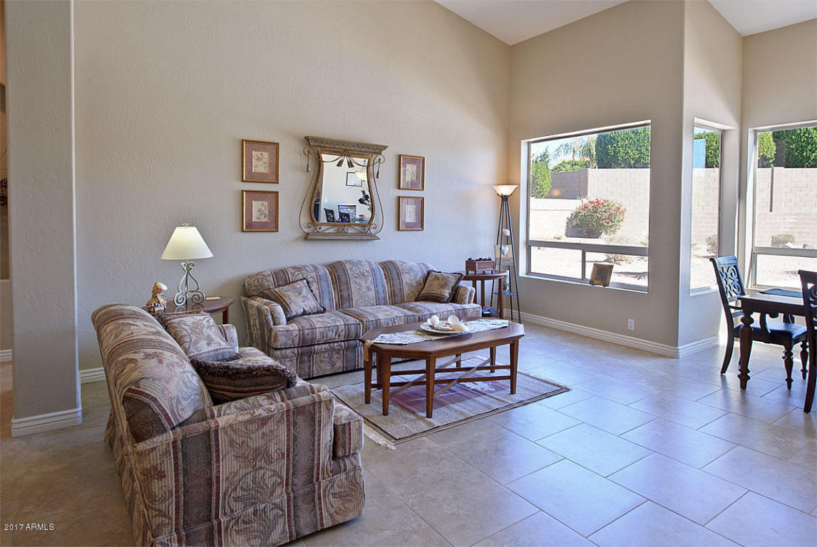 15831 S 7th Dr, Phoenix, AZ 85045 photo 4