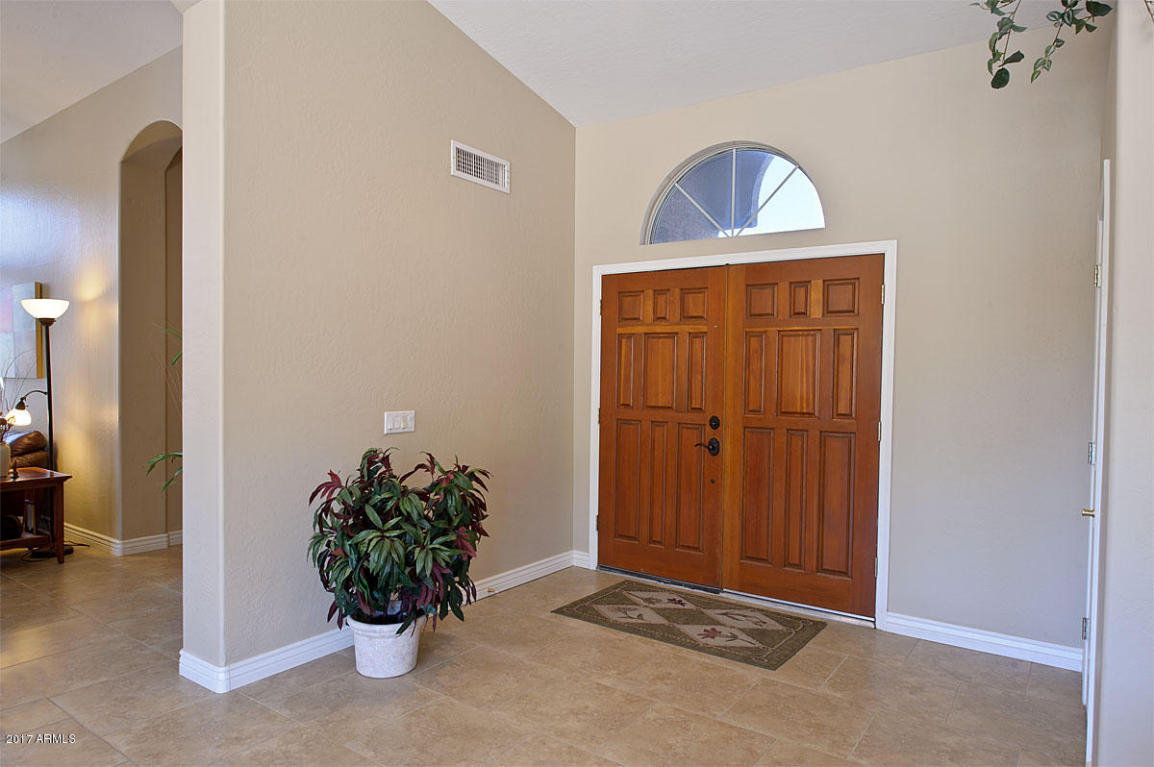 15831 S 7th Dr, Phoenix, AZ 85045 photo 2
