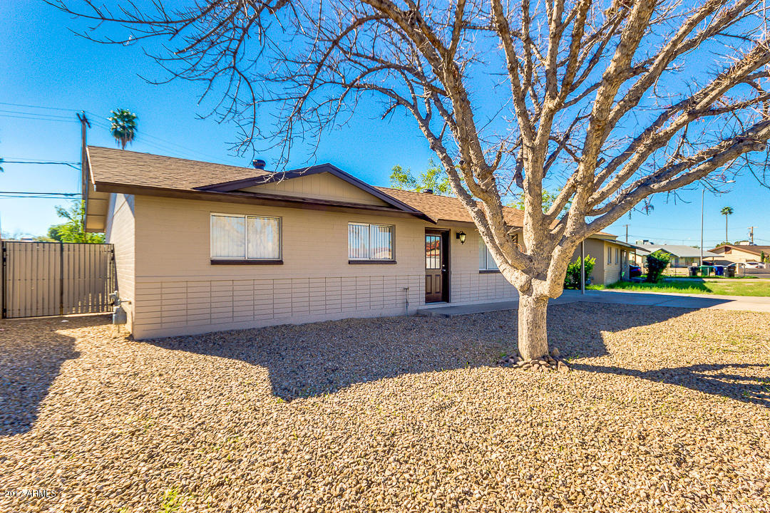 327 E 9th Dr, Mesa, AZ 85210 photo 2