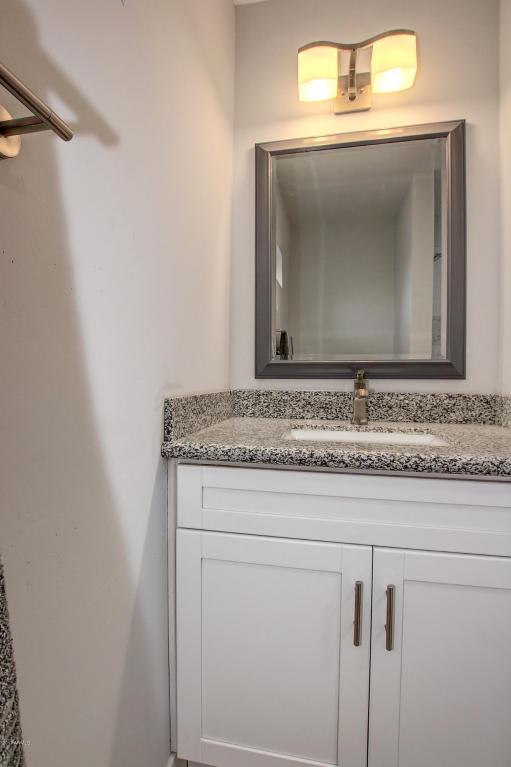 1231 E Highland Ave, Phoenix, AZ 85014 photo 23
