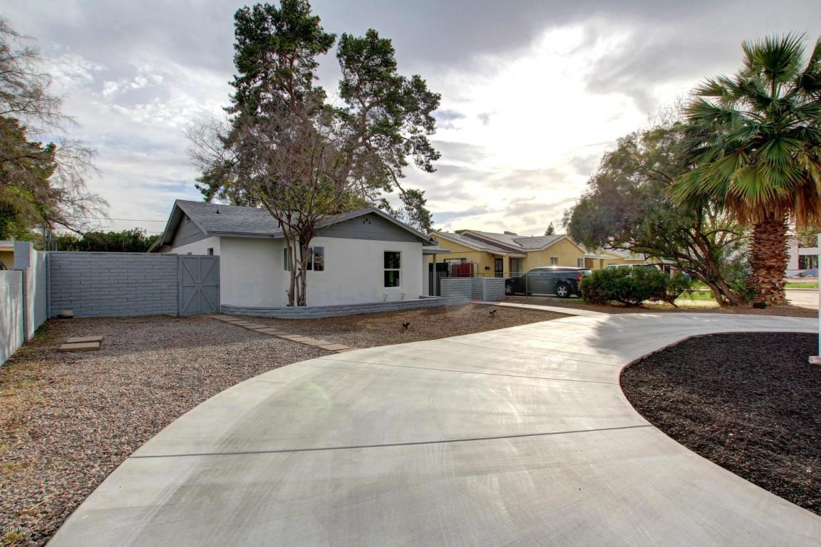1231 E Highland Ave, Phoenix, AZ 85014 photo 3