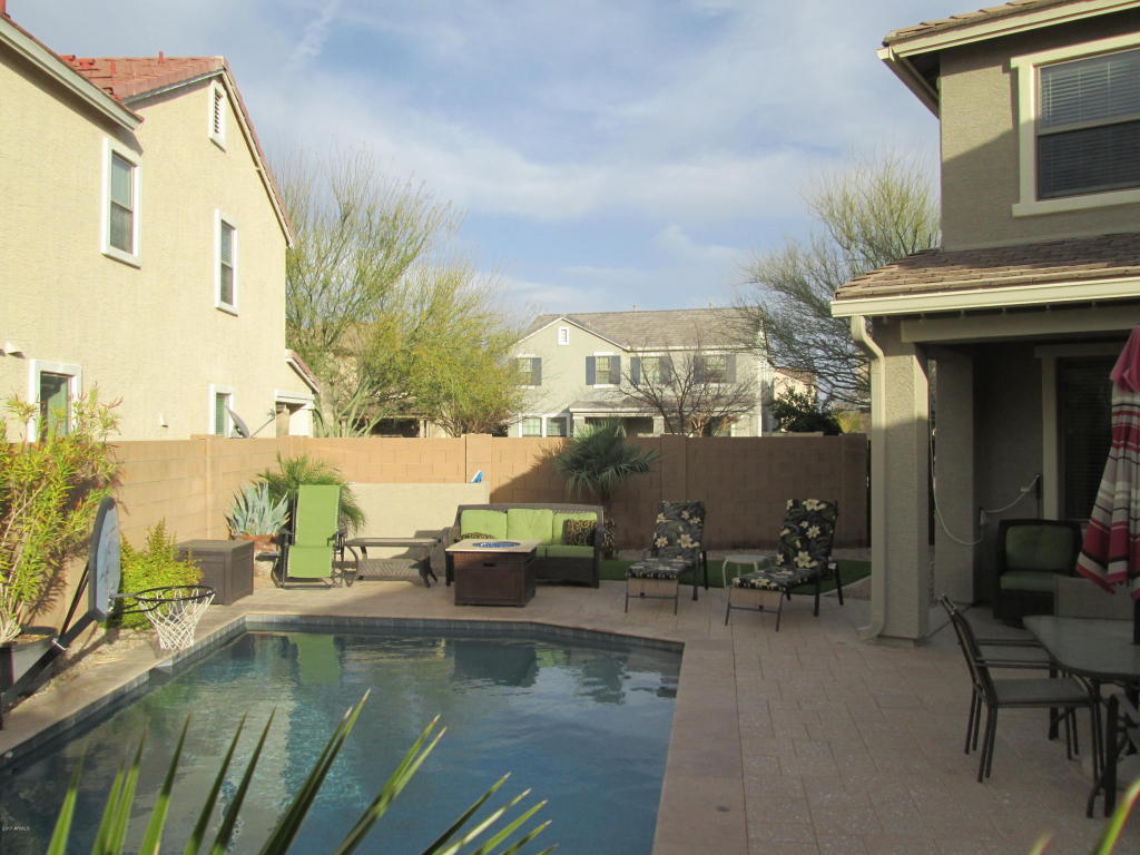 1744 S Roanoke St, Gilbert, AZ 85295 photo 3