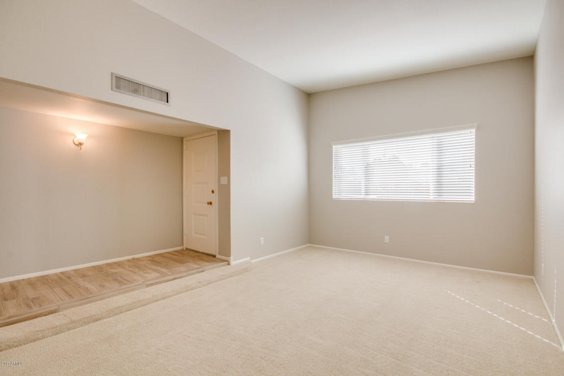 3915 E Becker Ln, Phoenix, AZ 85028 photo 7