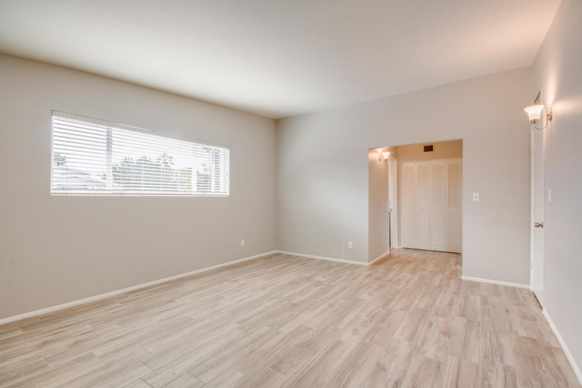 3915 E Becker Ln, Phoenix, AZ 85028 photo 23