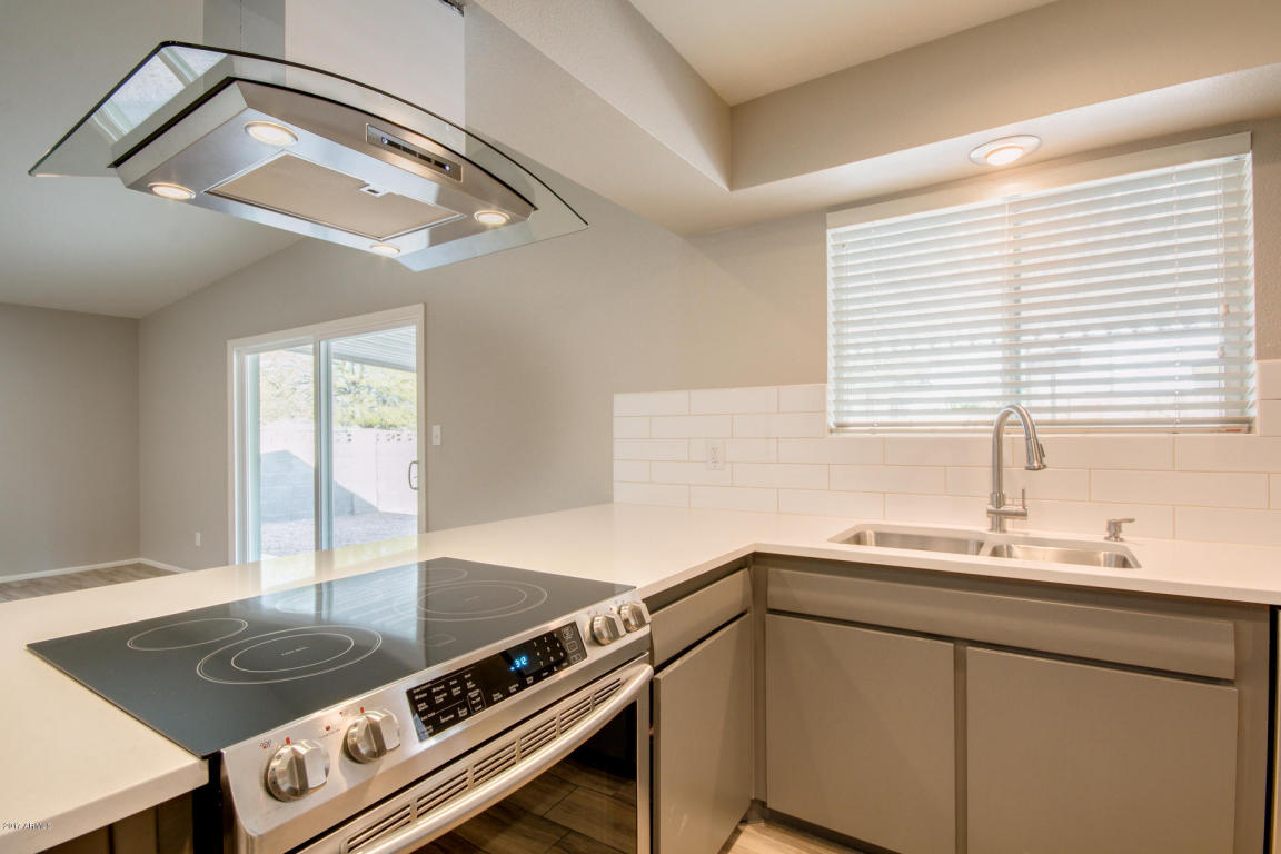 3915 E Becker Ln, Phoenix, AZ 85028 photo 17