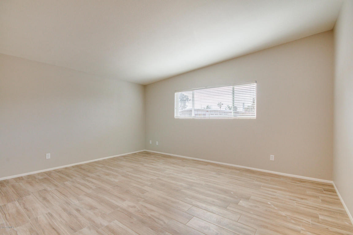 3915 E Becker Ln, Phoenix, AZ 85028 photo 22